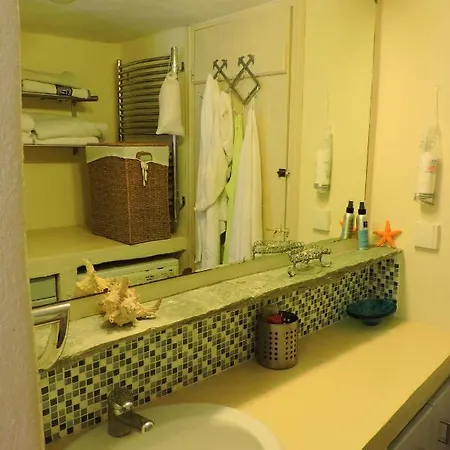 Island Retreat Kýthira